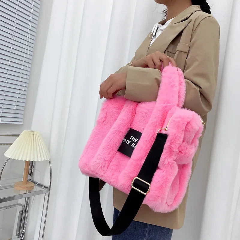 2024 Fluffy Faux Fur Tote Bag – Soft, Stylish, and Party-Ready!