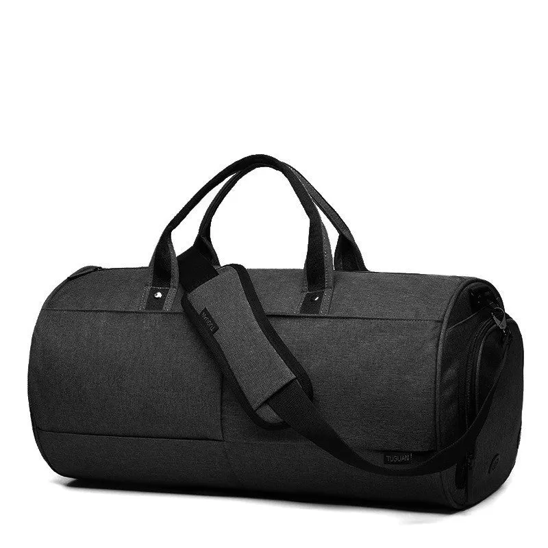 Large capacity wet and dry gym bag