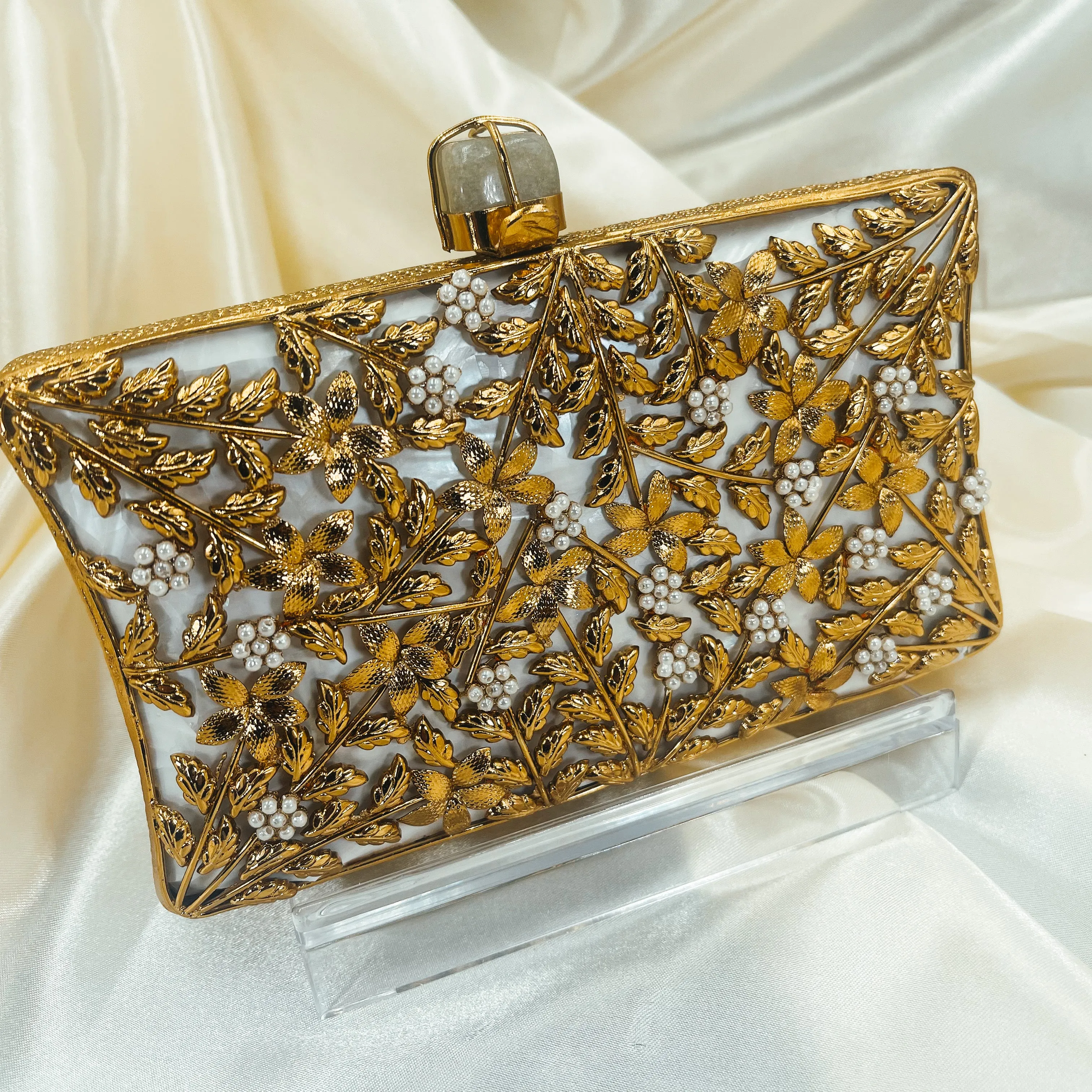 MAHARANI Clutch (Gold)