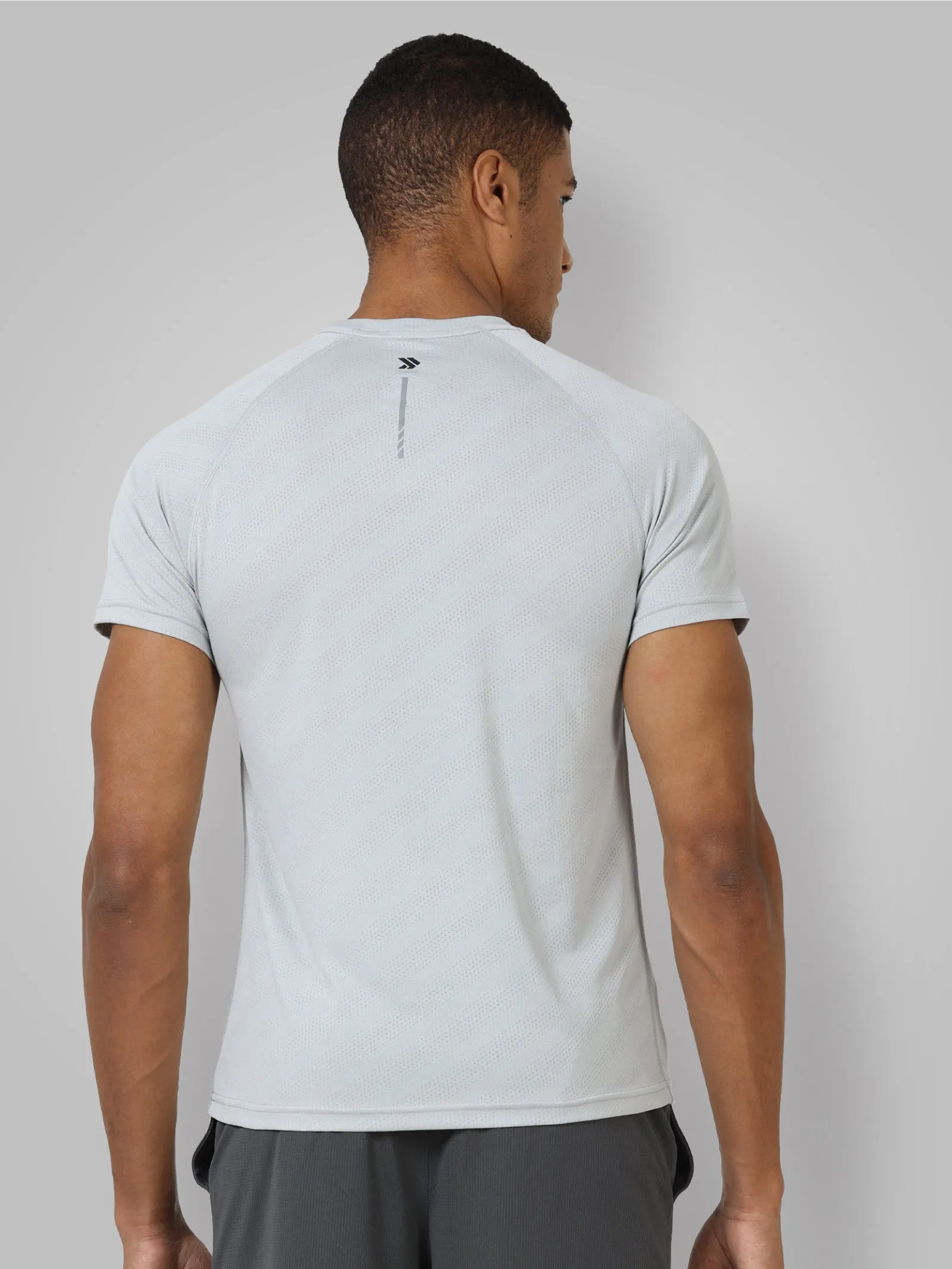 Men's Super Breathable Light weight Round neck T-shirt