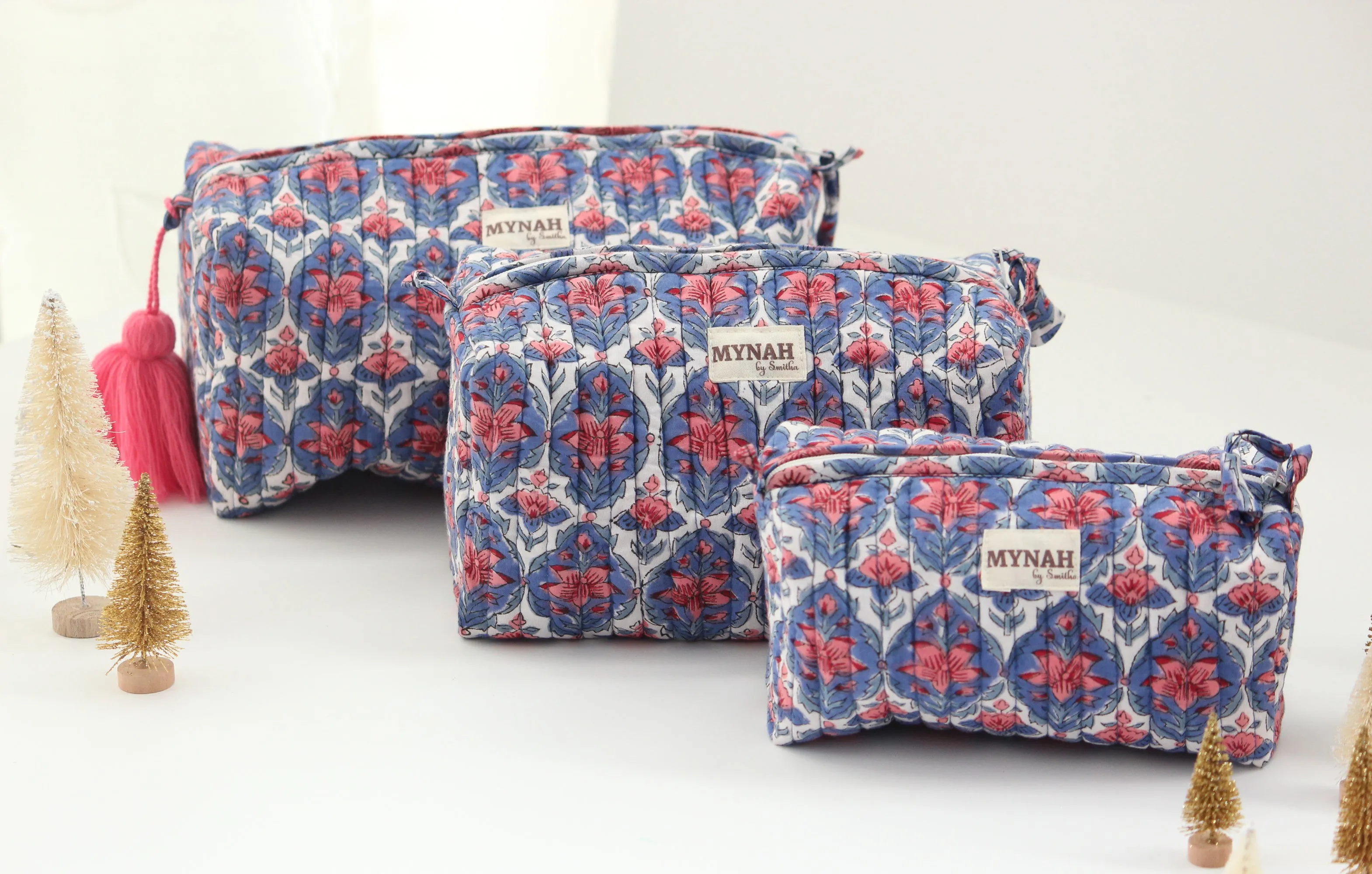 'NAUTICAL NANTUCKET' printed travel/makeup zipper pouch-set of 3