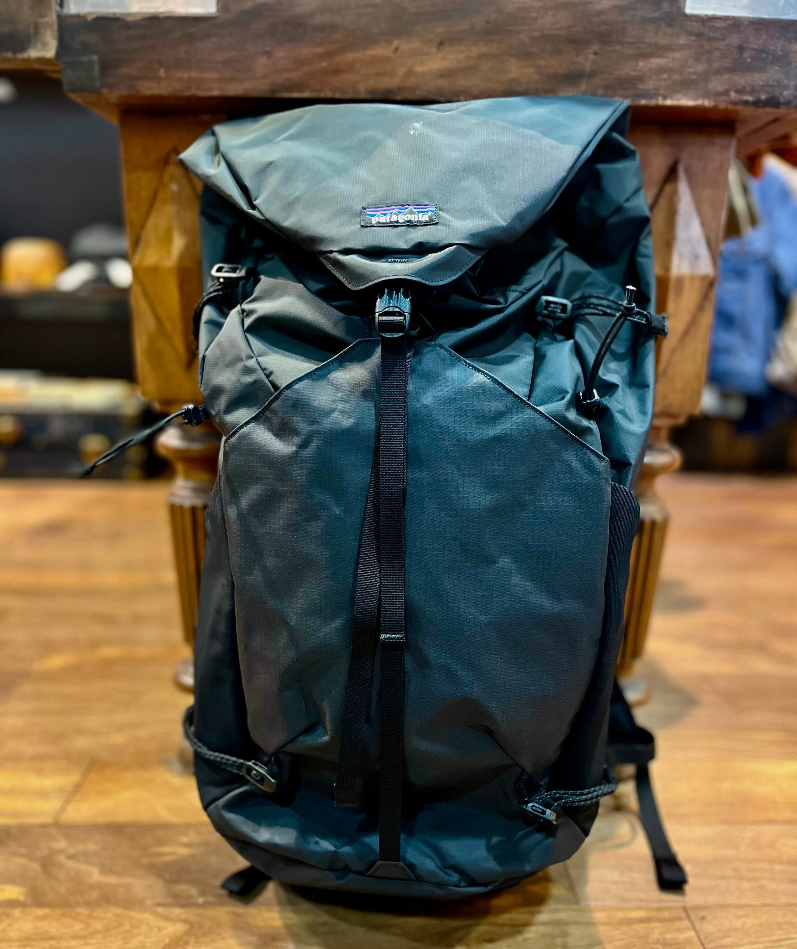 Terravia Pack 36L - Black