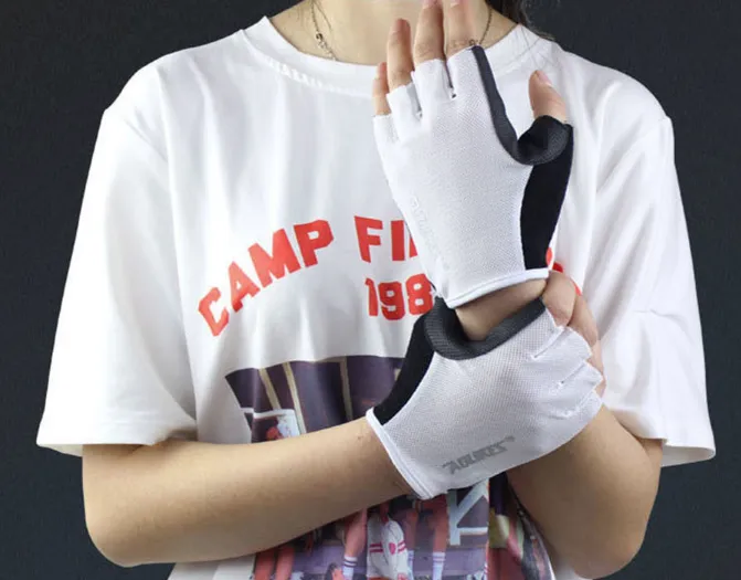 Unisex Breathable Gym Gloves